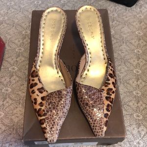 BCBG GIRLS KITTEN HEELS